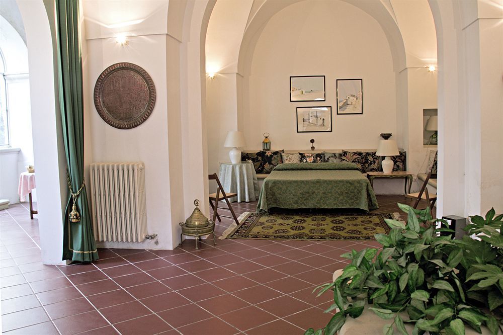 Antica Villa La Viola, Suite With Private Pool เลชเช ภายนอก รูปภาพ