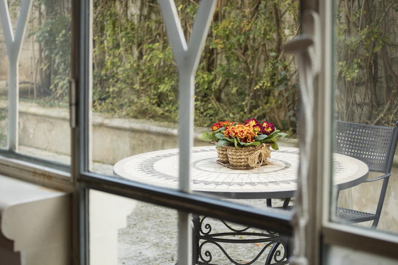 Antica Villa La Viola, Suite With Private Pool เลชเช ภายนอก รูปภาพ